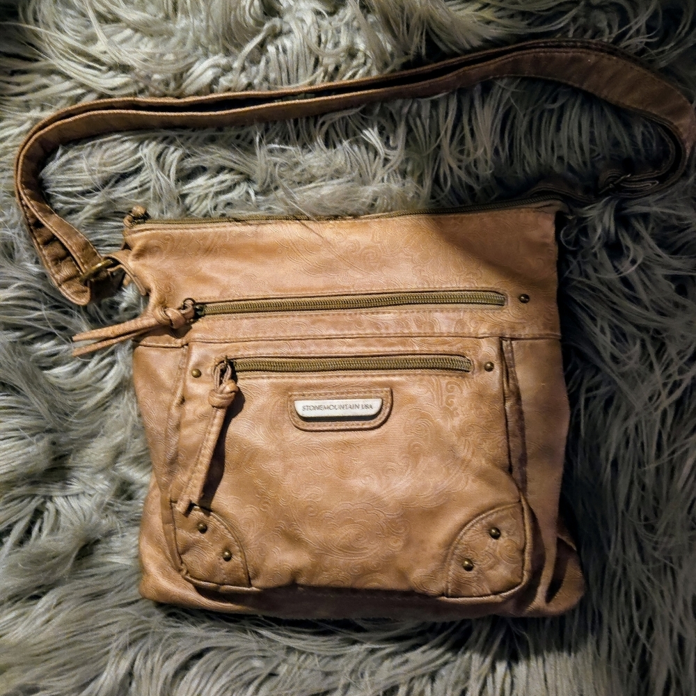 Stone Mountain Accessories Beige Crossbody Bag